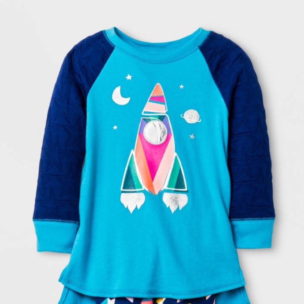 2/25 NWT Toddler Girl’s Top